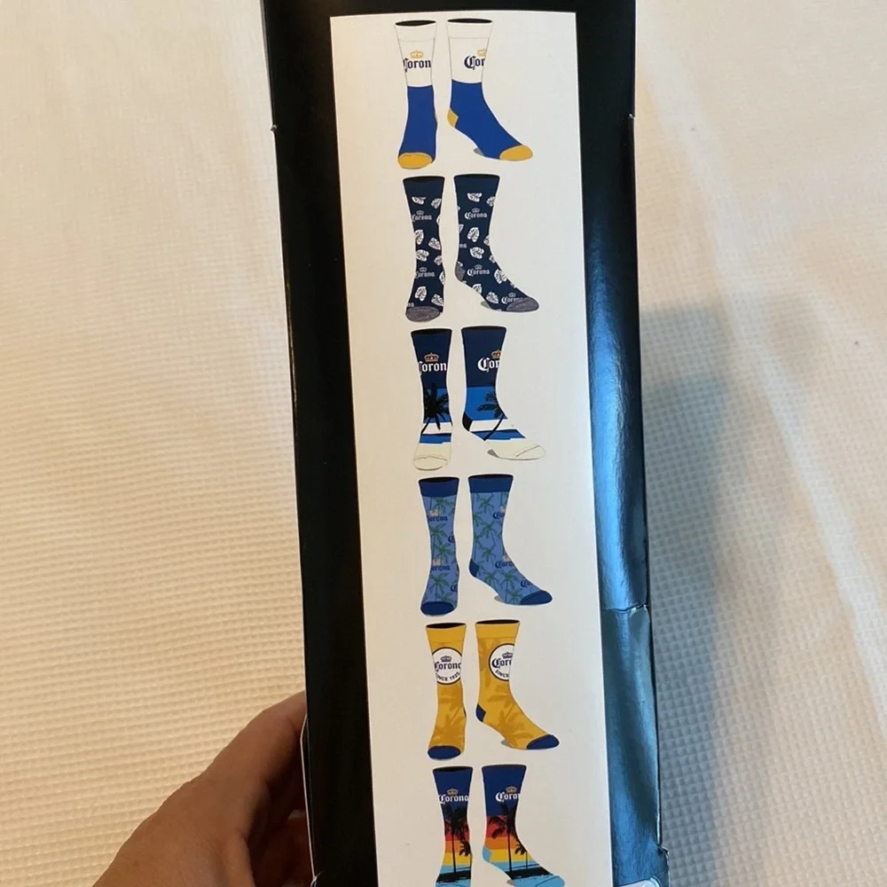 Casual Crew Corona Socks 6 packs Fit Size 8-12 Multicolored